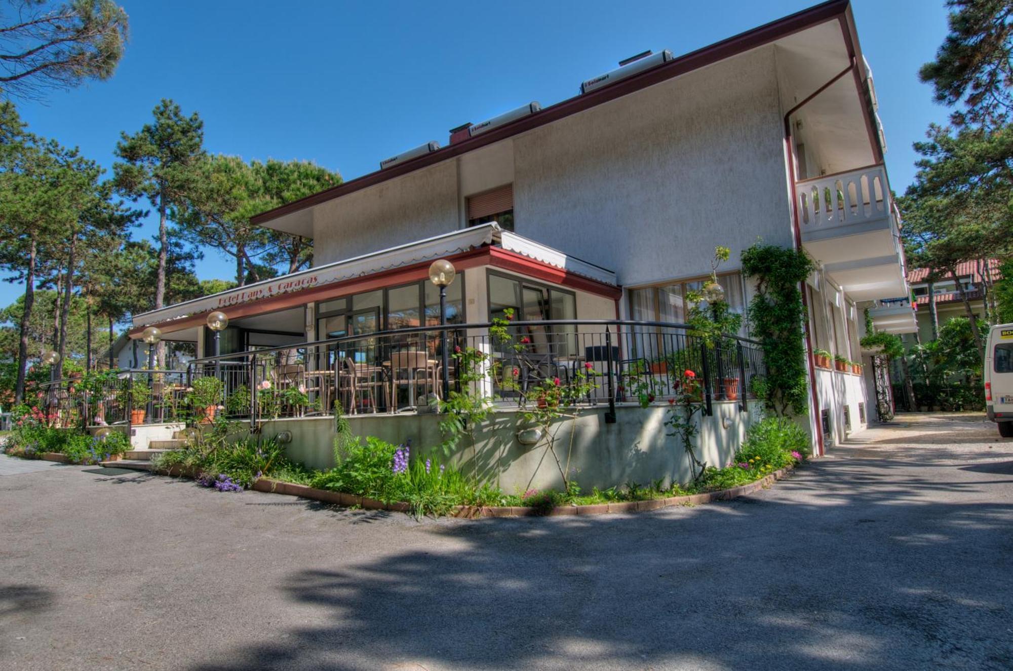 Hotel Caracas Lignano Sabbiadoro Luaran gambar