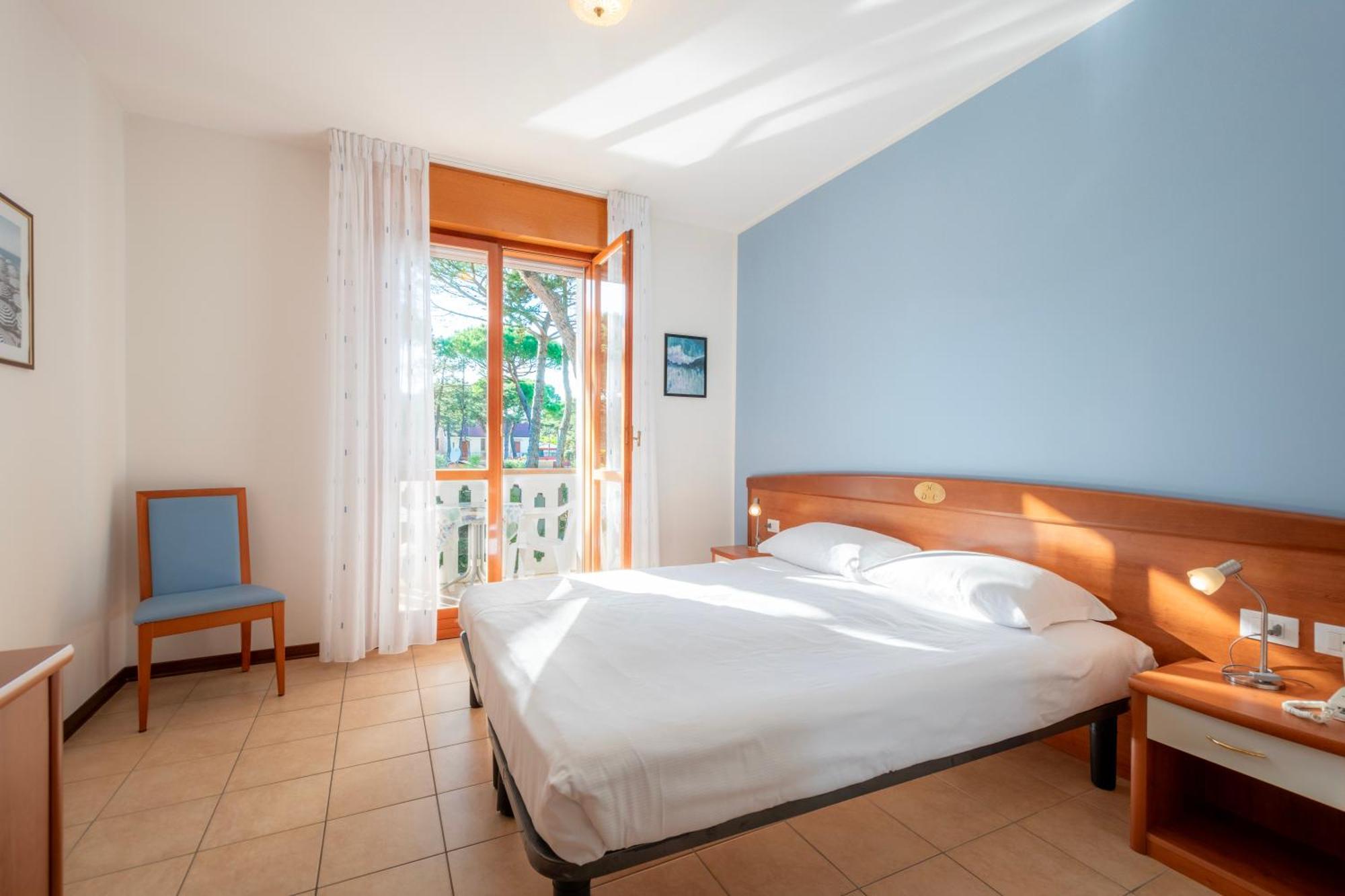 Hotel Caracas Lignano Sabbiadoro Luaran gambar